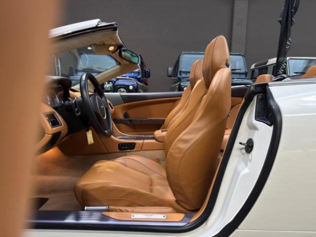 ASTON MARTIN DB9 Volante rif. 23936004 - Foto 9
