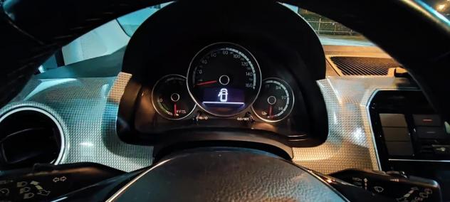 Volkswagen up! e-up! 82 CV - Foto 7
