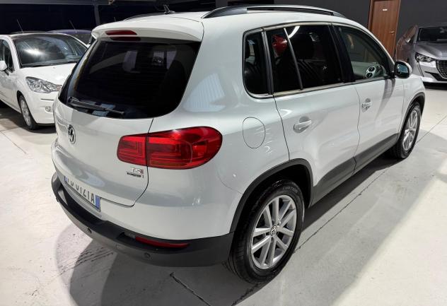 Volkswagen Tiguan Benzina Neopatentati Distribuzione OK - Foto 6
