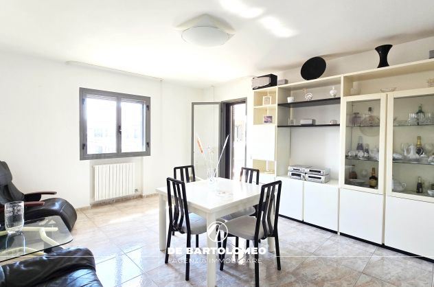 Appartamento in residence signorile con posto auto, box auto e cantinola - Foto 2