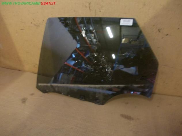 SCENDENTE PORTA POST. S. FUME RENAULT CAPTUR (J87) Vetri e Retrovisori Cristalli Cristalli porte Cristal RENAULT - CAPTUR - 01-04-2013 -