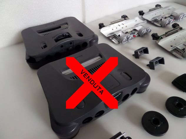 Ricambi Nintendo 64 originali, scheda madre,tasti,sportellini, ecc.. - Foto 3