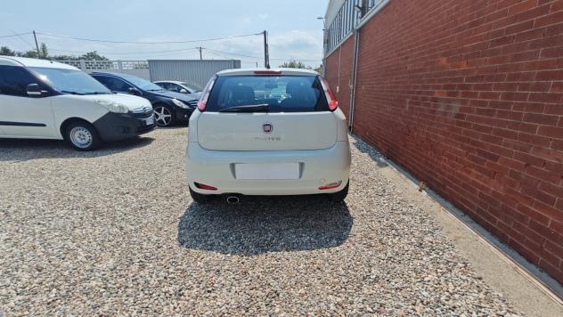 Fiat Punto 1.3 MJT II 75 CV 5 porte Lounge - Foto 5
