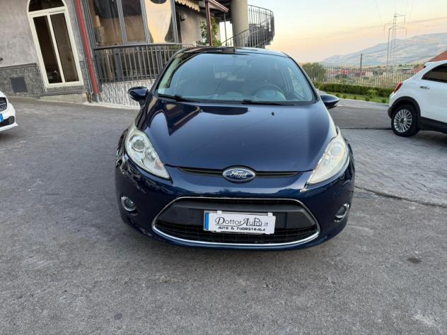 FORD Fiesta 1.6 TDCi 95 CV 5p. Titanium - Foto 2