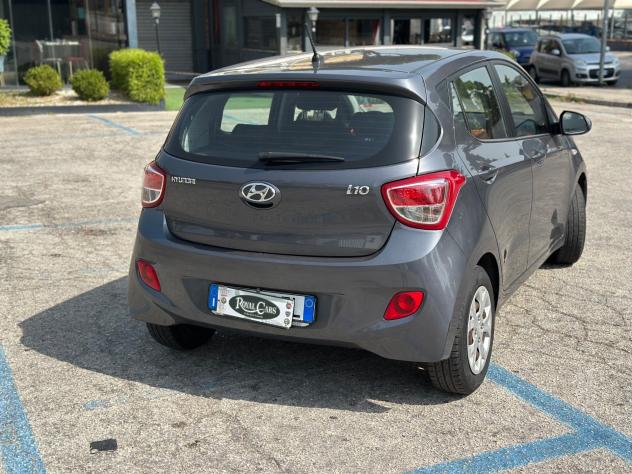 Hyundai i10 1.1 12V Sound Edition - Foto 9