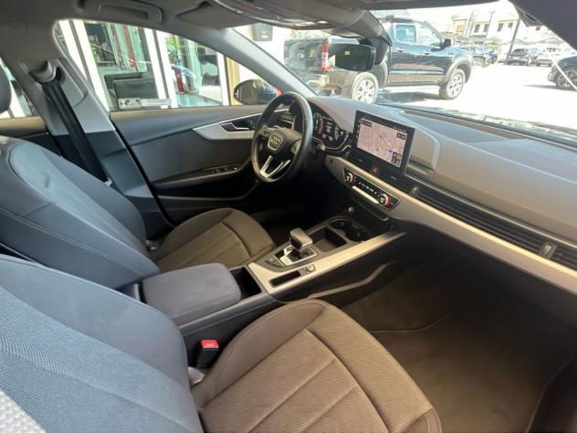 Audi A4 2.0 30 TDI 100KW BUSIN ADVAN. S TRONIC - Foto 9