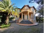 Villa in vendita a Quercianella - Livorno 450 mq  Rif: 1083952