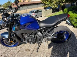 YAMAHA MT-09 TUTTO INCLUSO ANCHE PASSAGGIO! MINI RATE rif. 24224817