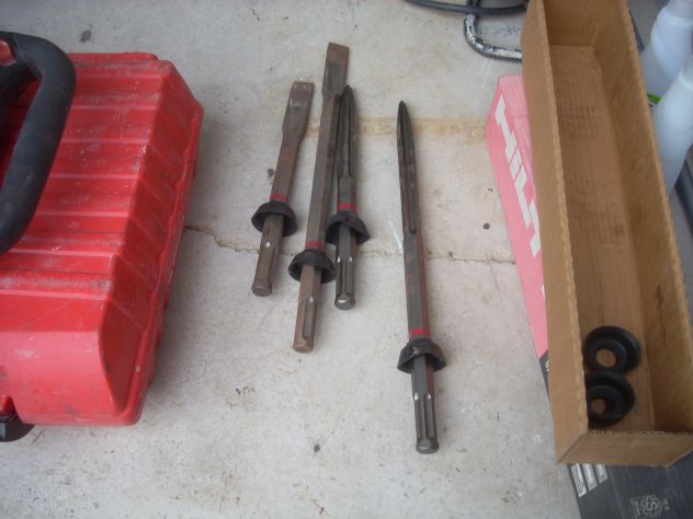 HILTI TE 1000 - AVR martello demolitore usato - Foto 8