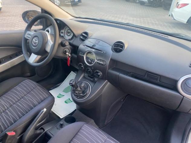 MAZDA 2 1.4L TD 68CV 5p. rif. 23936352 - Foto 9