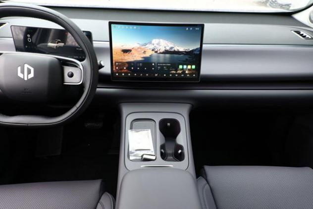 LEAPMOTOR C10 REEV 158kW phev Design rif. 23692929 - Foto 6