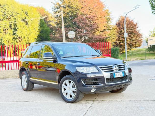 Volkswagen Touareg 3.0/240CV V6 TDI DPF Dakar - Foto 4
