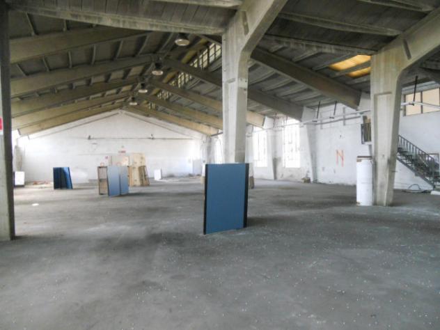 Immobile di 6489 m² con più di 5 locali in vendita a Corbetta - Foto 4