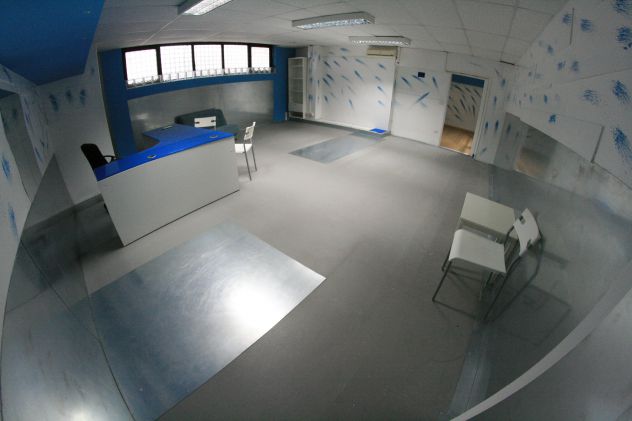 Locale con uffici in complesso custodito incluso parcheggi - Foto 5