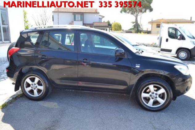 TOYOTA RAV 4 2.2 D-4D 136CV rif. 23810533 - Foto 4