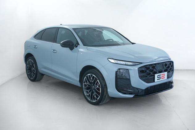 Audi Q3 Sportback TFSI 204 cv quattro S tr S Line Edition Tetto panoramico in vetro - Foto 2