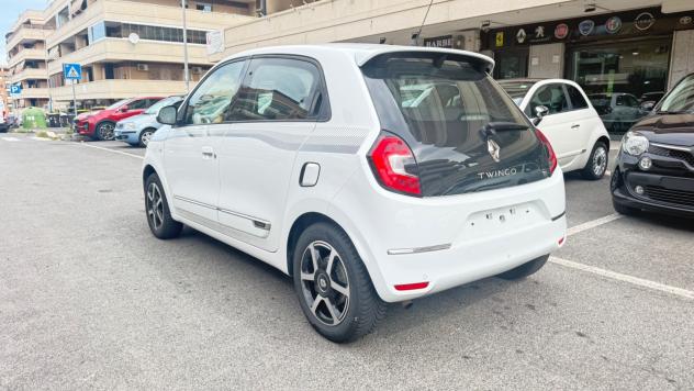 Renault Twingo TCe 95 CV Intens LED PDC NAVI BLUETOOTH CAR PLAY CERCHI 16 VETRI OSCURATI - Foto 4