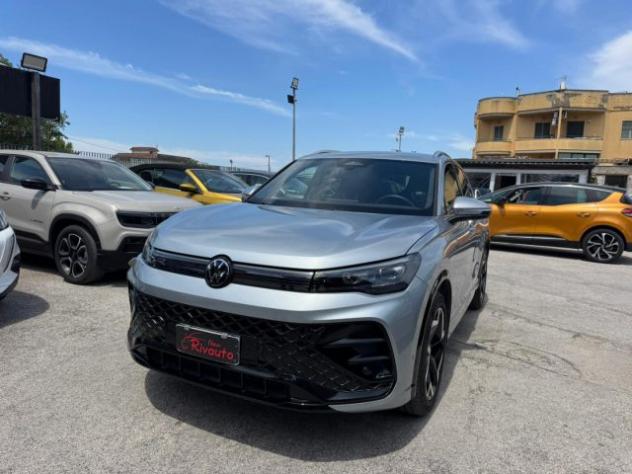 VOLKSWAGEN Tiguan 2.0 TDI 150 CV DSG R-Line rif. 23775432