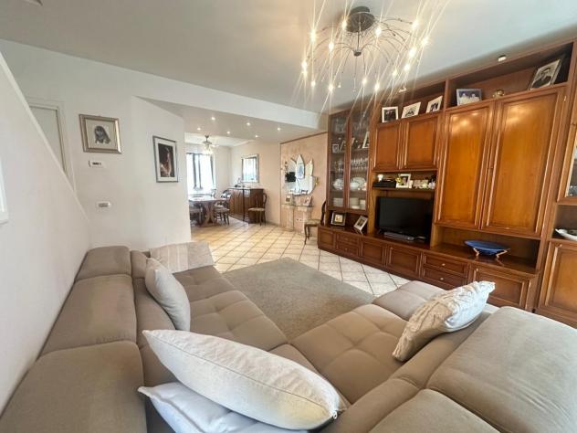 VILLINO di 5 vani e di 160 mq (CAMPI BISENZIO) rif. L1331_5 - Foto 8