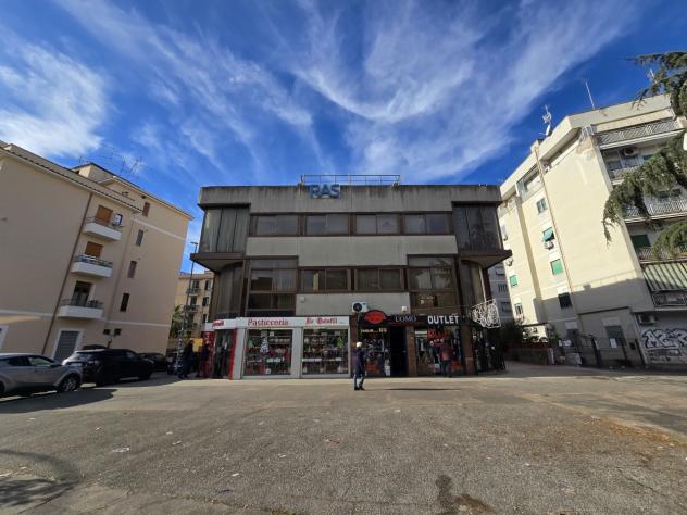 Palazzo / Stabile in vendita a Roma - Foto 4