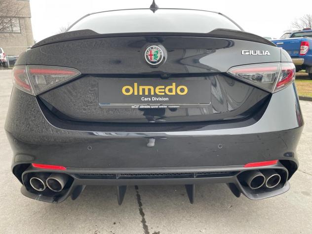 Alfa Romeo Giulia 2.9 V6 Bi-Turbo AT8 Quadrifoglio - Foto 5