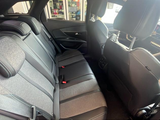 Peugeot 3008 3008 BlueHDI 130 EAT8 S&S Allure Pack - Foto 9