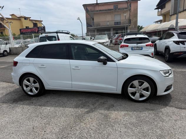 Audi A3 SPB 1.6 TDI AMBITION - Foto 8