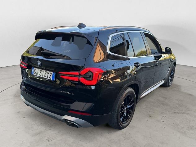 BMW X3 xdrive30e PHEV auto TOTAL BLACK - Foto 5