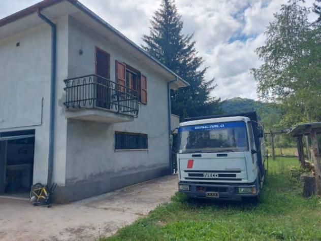 Immobile in asta di 163 m², box auto in vendita a Concerviano - Foto 2