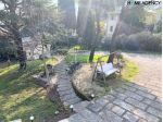 Magnifica Villa Indipendente con Parco, Vista Lago e Tre Appartamenti
