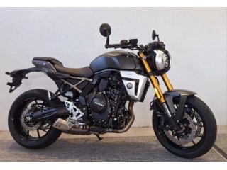 SUZUKI GSX-8T E5+