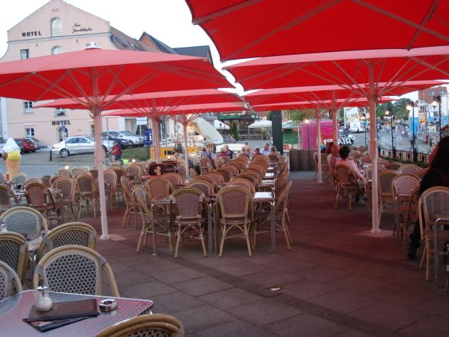 BANCONISTA GELATERIA Stagionale in Germania (1600-1900 netti) - Foto 4