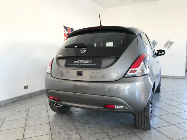 Lancia Ypsilon 1.0 FireFly 5 porte S&S Hybrid Platino - Foto 5