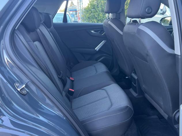Audi Q2 30 TDI Admired - Foto 7