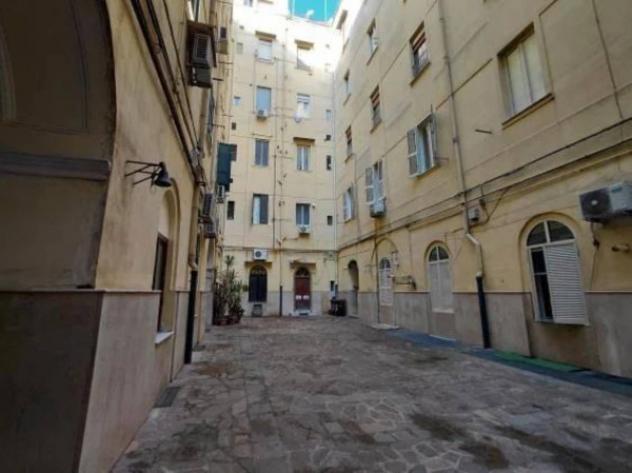 Immobile in asta di 115 m² con più di 5 locali in vendita a Napoli - Foto 2