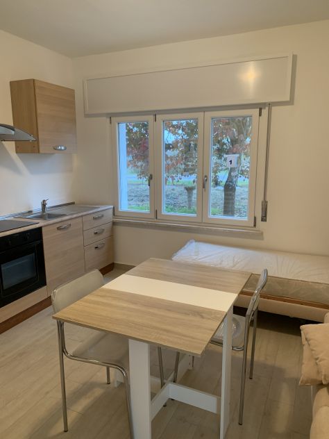 POSTO LETTO AUTONOMO CON BAGNO CUCINA E BOLLETTE INCLUSE - Foto 3