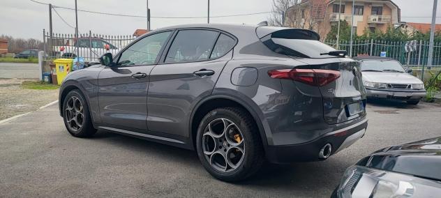 Alfa Romeo Stelvio 2.2 Turbodiesel 150 CV AT8 RWD Executive - Foto 8