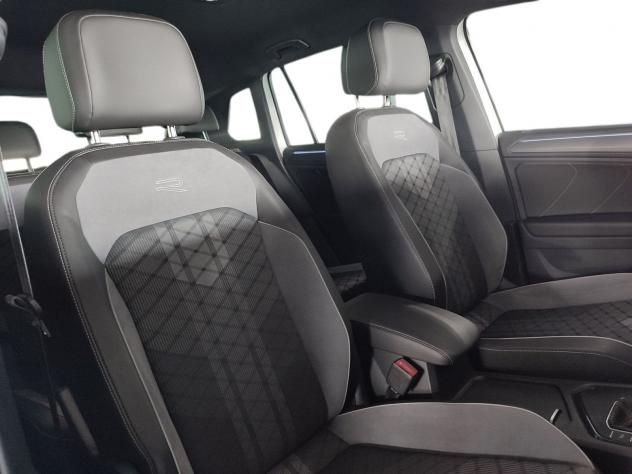 Volkswagen Tiguan Tiguan 2.0 tdi R-Line 150cv dsg - Foto 8