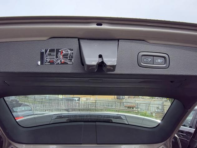 Volvo V60 Cross Country B4 (d) AWD automatico Plus - Foto 9