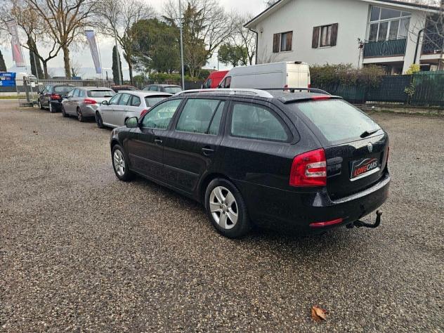 Skoda Octavia 1.6 TDI CR F.AP. Wagon Elegance - Foto 6