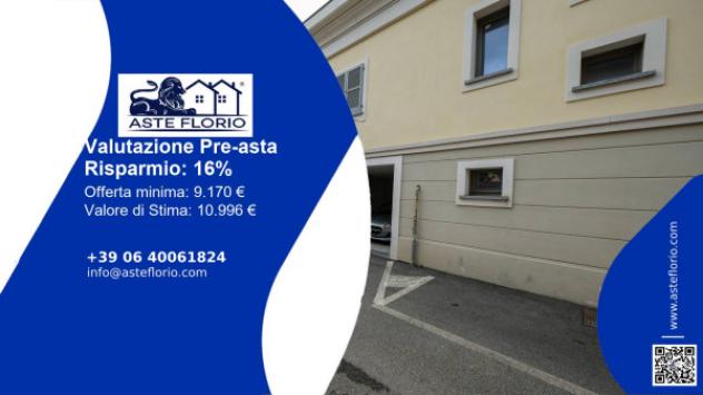 Immobile in asta di 16 m², box auto in vendita a Arluno - Foto 2