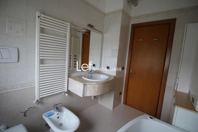 APPARTAMENTO di 4 vani e di 108 mq (FOLLINA) rif. AA78 - Foto 16