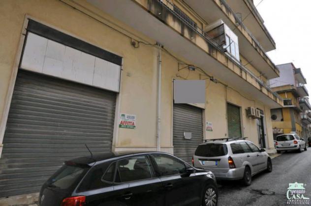 COMM.LE - DOPPIA VETRINA - Foto 2