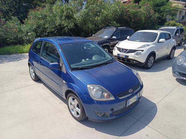 FORD Fiesta 1.4 TDCi 68CV - NEOPATENTATI - Foto 4
