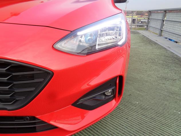 Ford Focus 1.0 EcoBoost Hybrid 125 CV SW ST Line - Foto 5