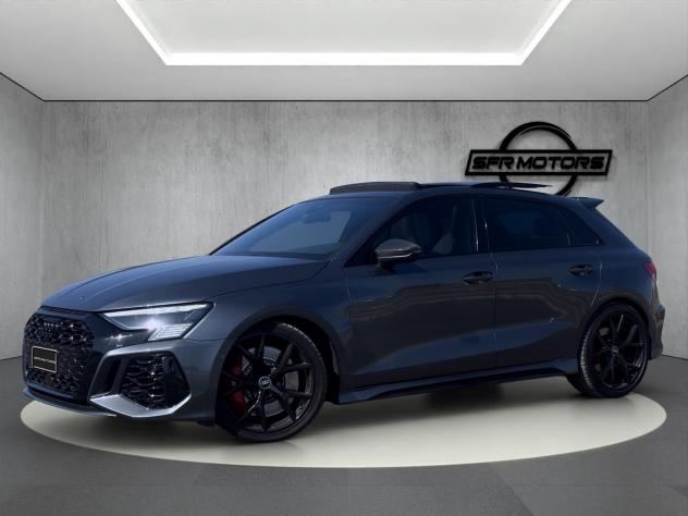 Audi RS 3 Sportback TFSI quattro S tronic 2.5 400cv - PROMO - Foto 3