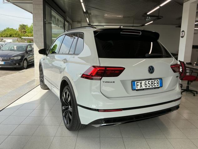 Volkswagen Tiguan 2.0 Diesel R-Line Cambio Automatico 4x4 - Foto 7
