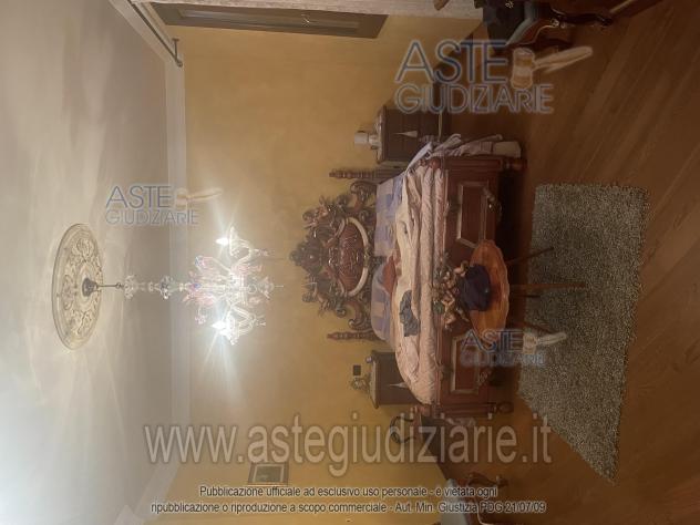 IMMOBILI-IMMOBILE RESIDENZIALE-via Longhi 4 - Foto 3