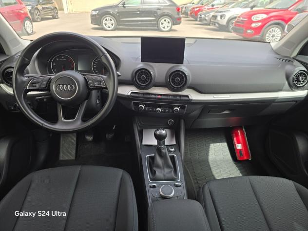 Audi Q2 30 TDI Admired - Foto 7