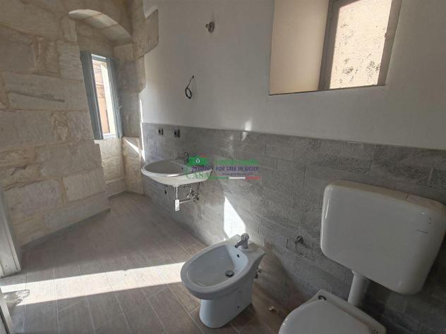 Rif. 9756 - Casa con tre unità indipendenti - Foto 18
